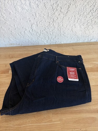 Nwt levi strauss - nwt,