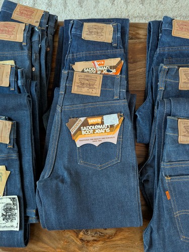 Vtg levi denim student - vtg, jeans
