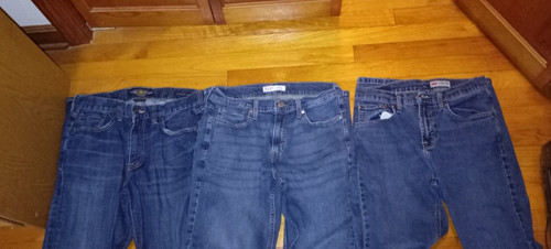Lot 33 levi - 3, 30-33
